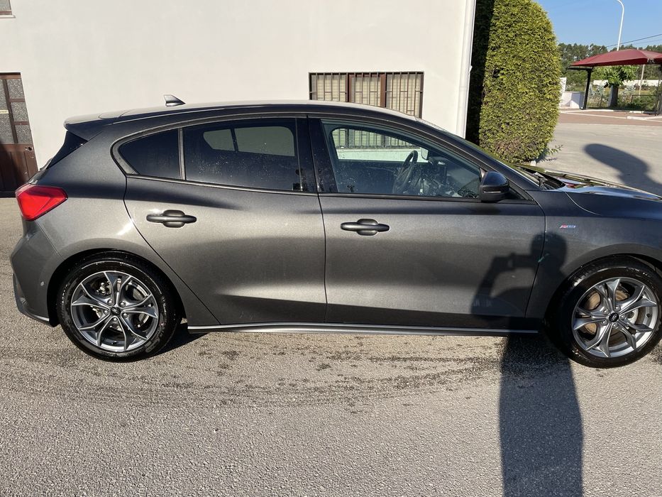 Ford Focus 1.5 ST-line 120cv