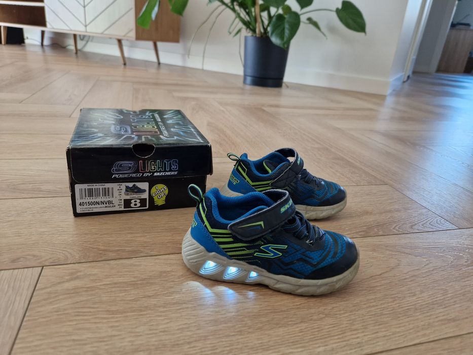 Buty chłopięce " 24 " SKECHERS S - LIGHT