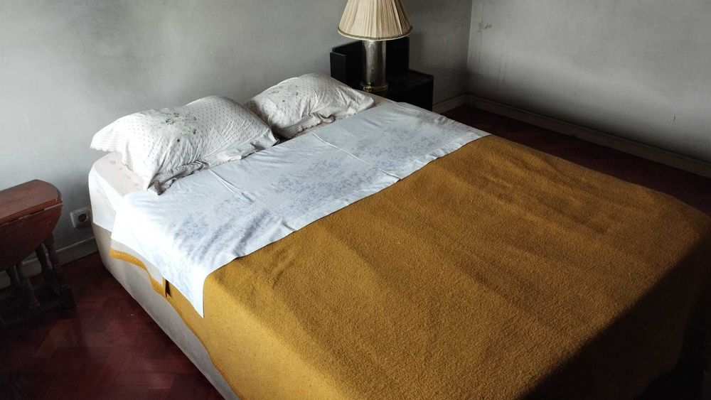 Quarto na Boavista, Rua de Júlio Dinis, espaçoso e com serviços incluídos