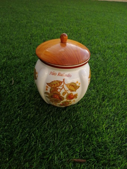 Pote para armazenamento