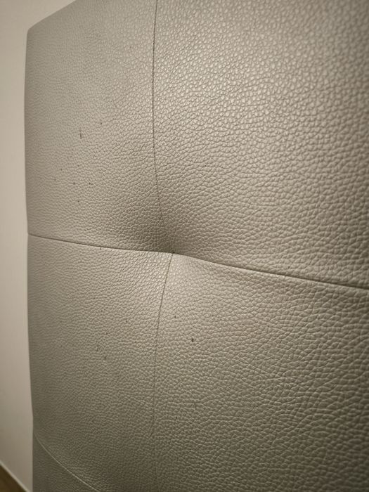Cabeceira de cama cinza