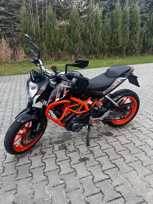 KTM Duke KTM Duke 390 ABS kat.A2 (FILM)