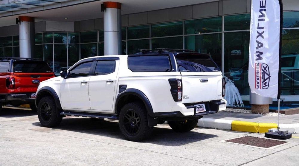 Zabudowa Paki PREMIUM HARDTOP 4x4 Venture ISUZU D-MAX (2020+/2025+)