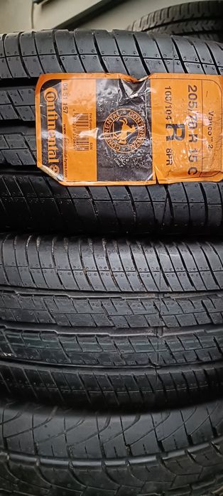 Pneus 205/70/15C