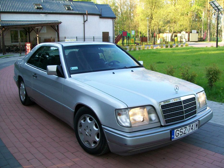 Samochód osobowy Mercedes-Benz  E 220