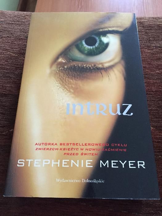 Nowa książka Stephenie Meyer "Intruz"