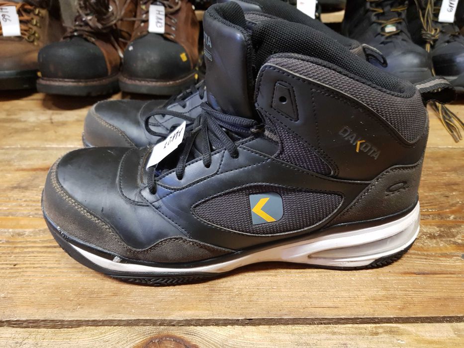 Buty robocze DAKOTA rozm 44 wkł 29 cm S3