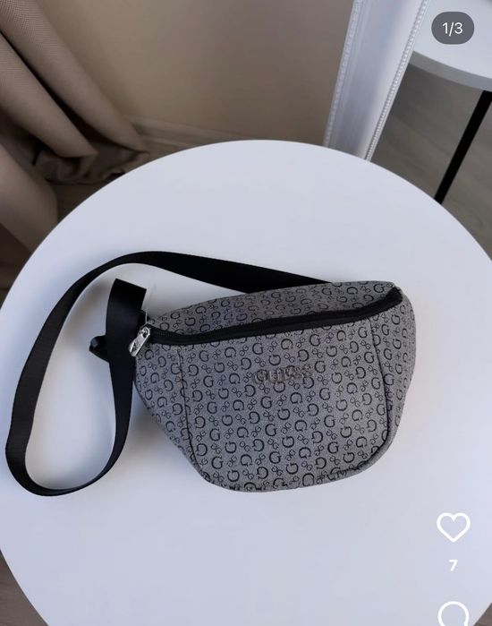 Сумка GUESS стан ідеальний