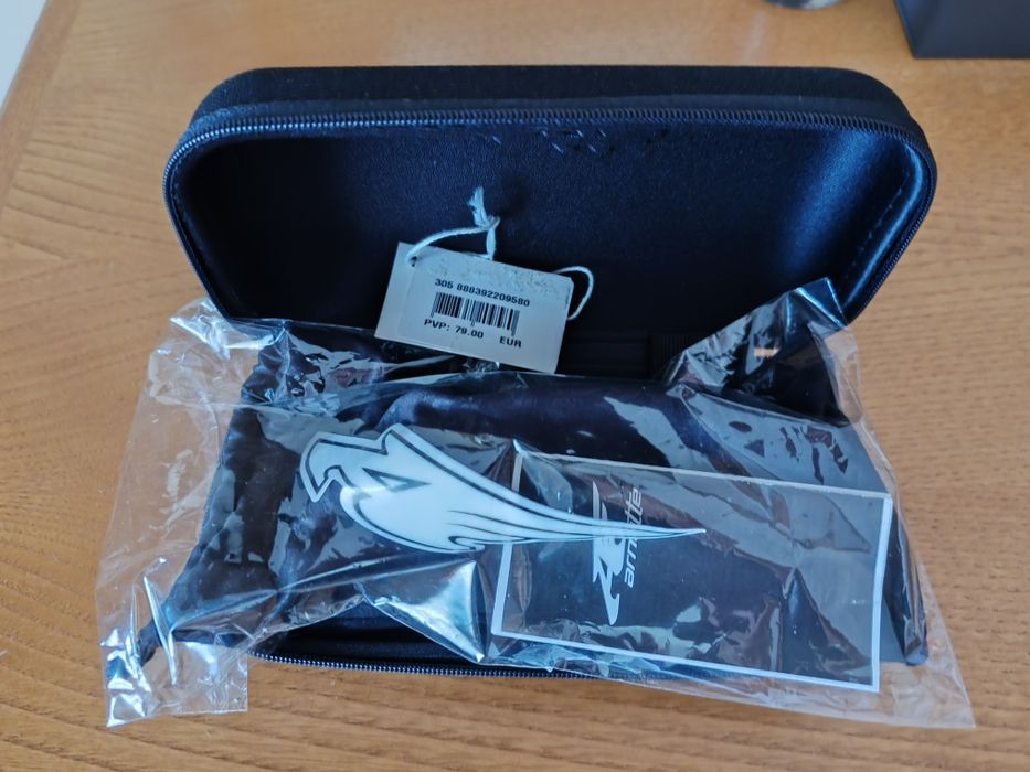 Óculos de sol Arnette "Novos"