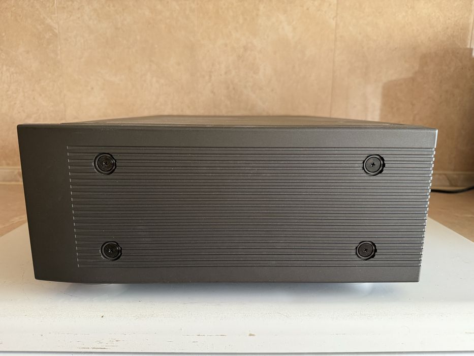 Кассетная дека высокого класса TEAC V 7000+пульт+паспорт