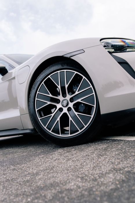 Porsche Taycan Sport Turismo