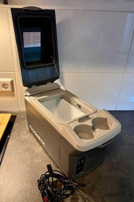 Dometic автомобільний холодильник