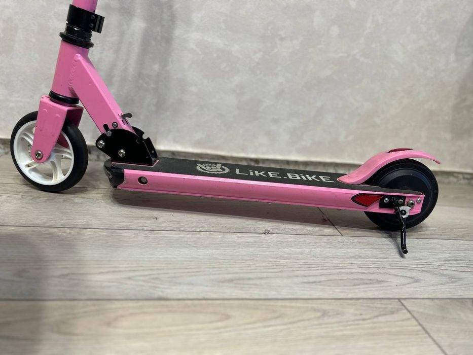 Продам Електросамокат Дитячий.Like Bike