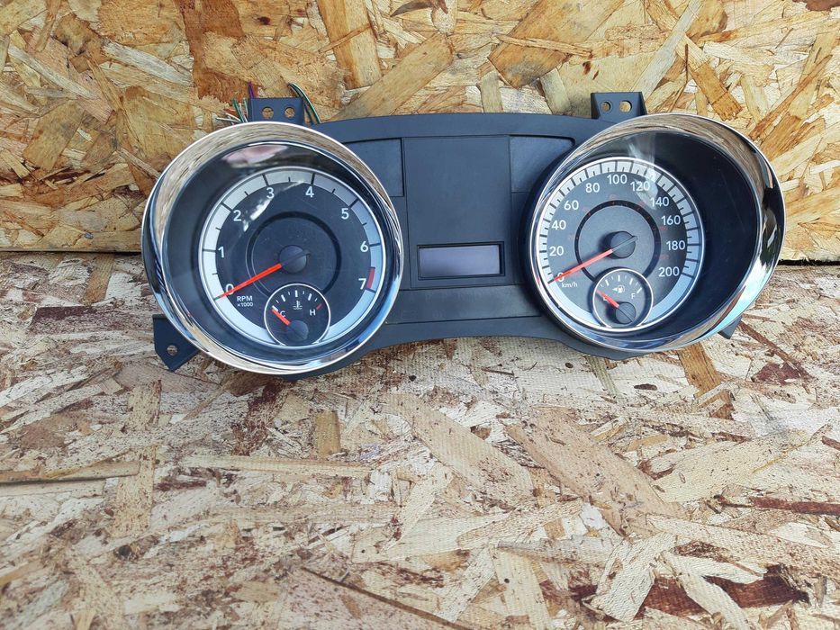 Licznik Chrysler Voyager Dodge Caravan 11-19r RT 3.6 europa