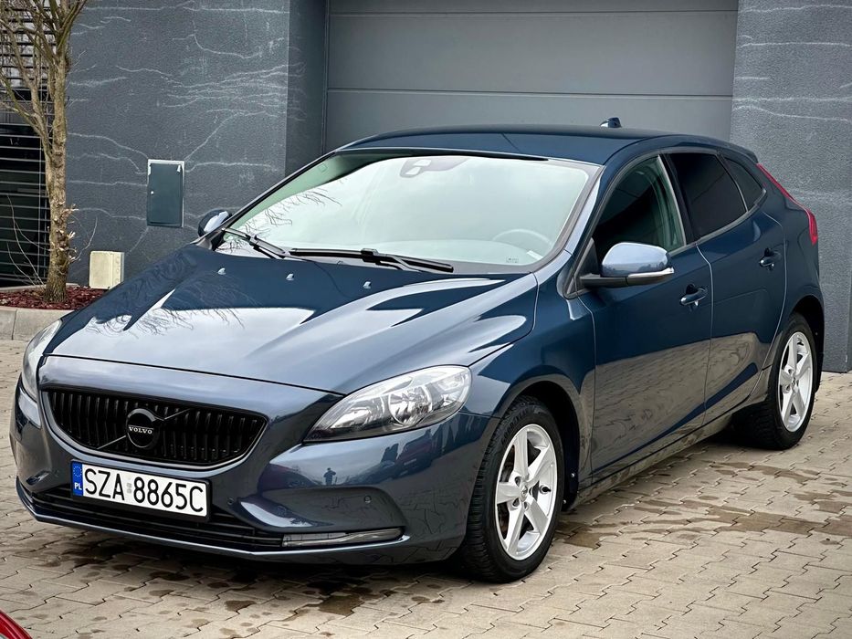 Volvo V40 Volvo V40 2018 • LED • Navi • Tempomat • Zamiana • Serwis