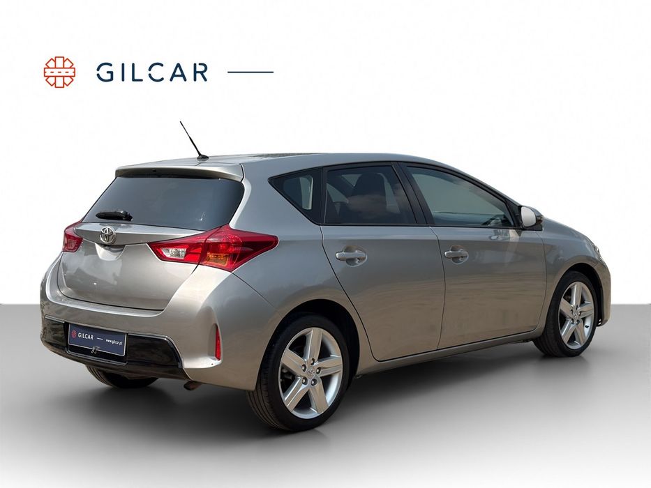 Toyota Auris 1.4 D-4D Exclusive