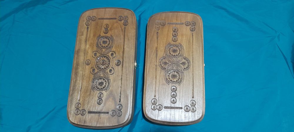 Нарды резные.Нарди із дерева.