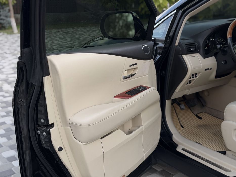 Lexus RX350 2011