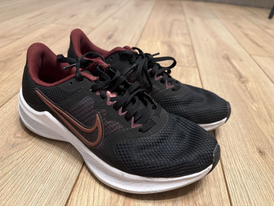 Nike Downshifter 11 do biegania