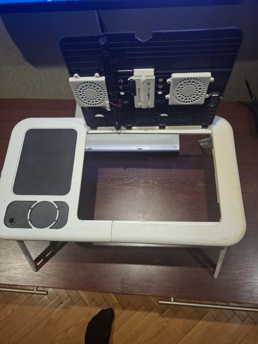 Продам компьютерный столик