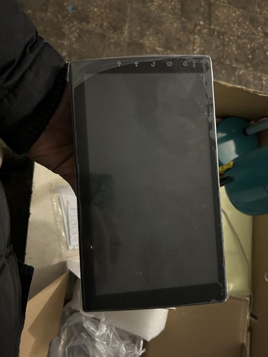 Продам андроид магнитолу 9’