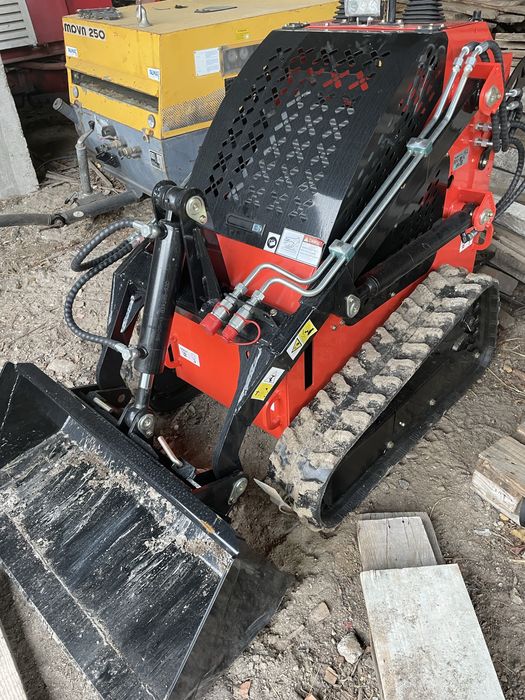 Mini pa carregadora