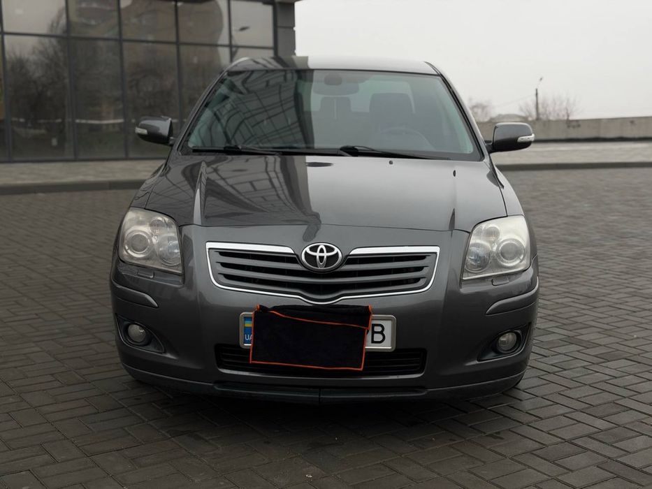 Toyota avensis 2008 рейстайлінг