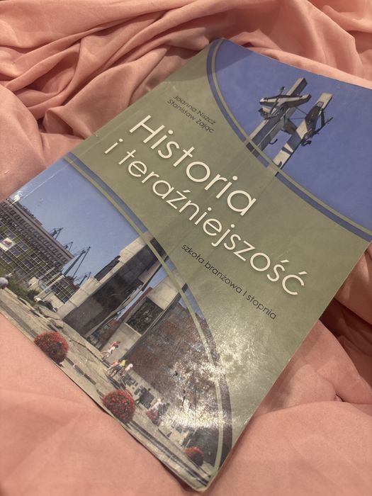 Historia i teraźniejszość