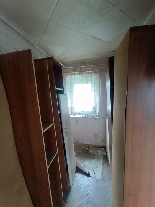 Продаж частини будинку в центрі Довжку