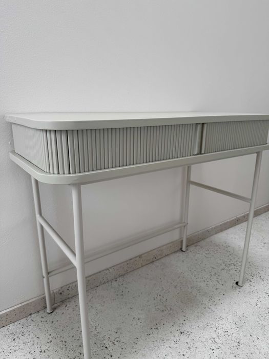 BIurko/toaletka HM Home szarobeżowa