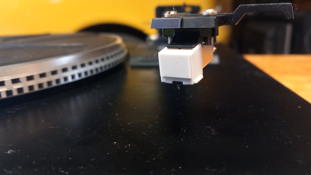 Gramofon Unitra Fonica GS 464 + nowa igła