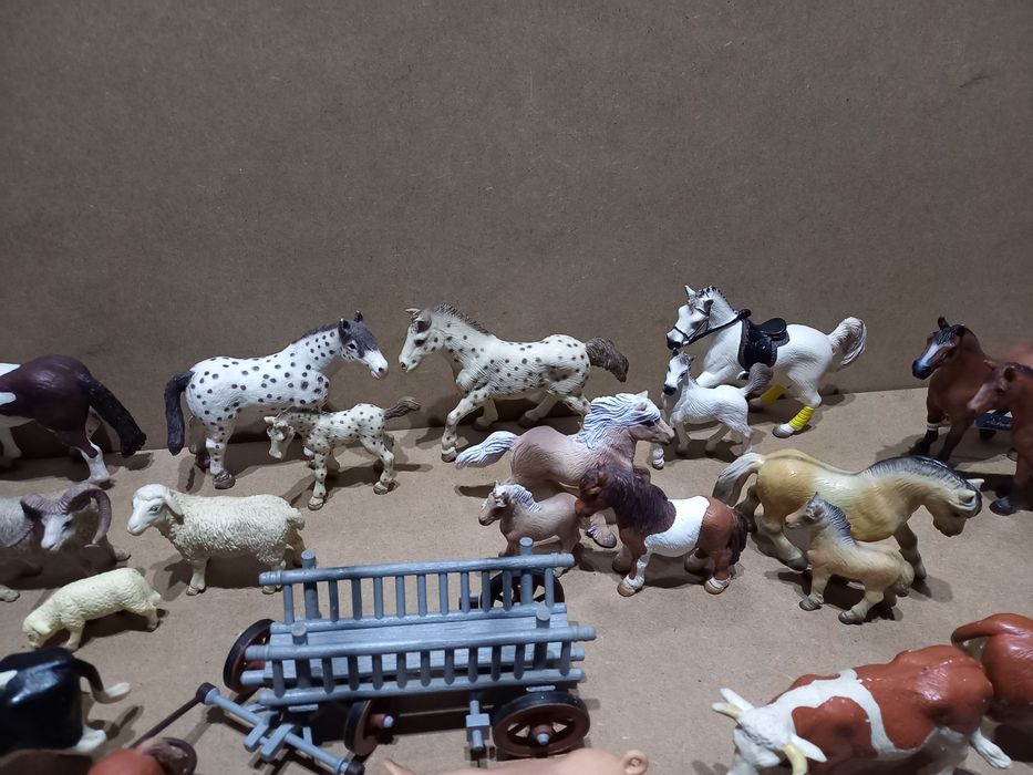 Figurki zwierząt Farma