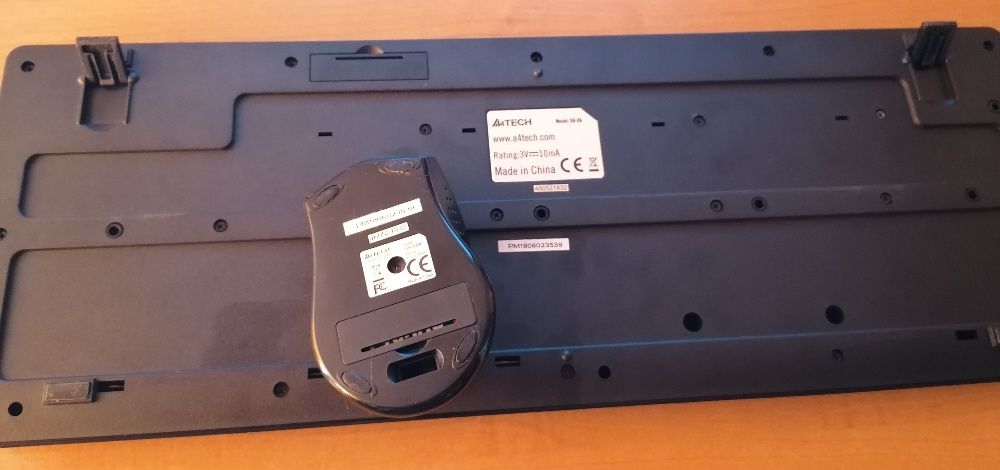 Zestaw klawiatura A4 Tech + mysz V-Track 2.4G 610