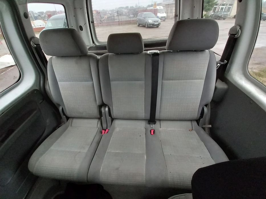 VW CADDY III FOTELE KANAPA TYLNA II RZĄD