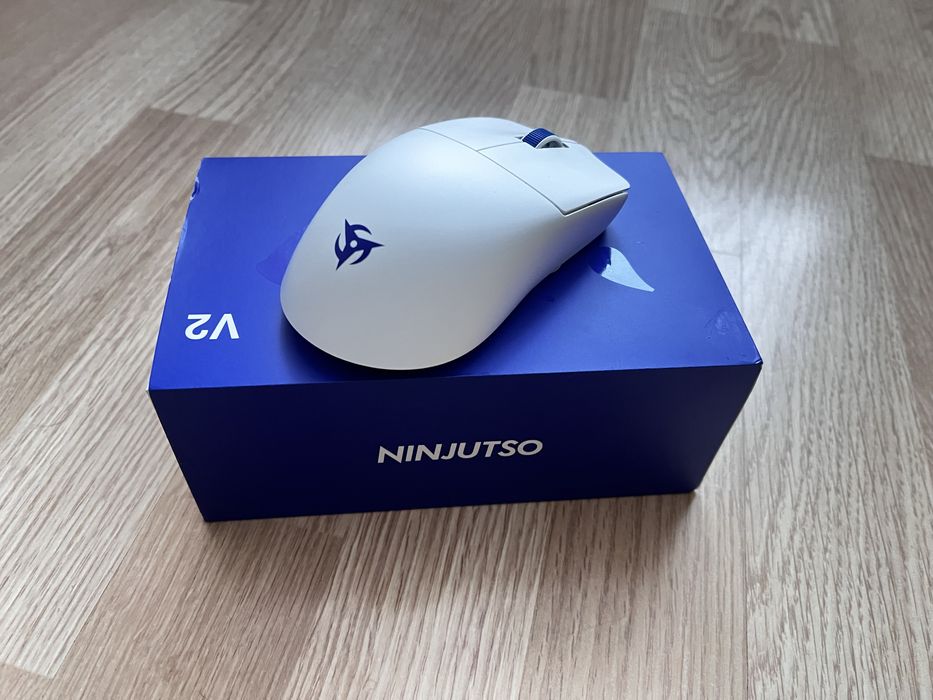 Ігрова миша Ninjutso Sora v2 White + 8K Dongle
