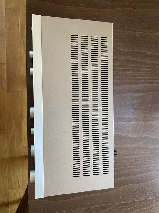 Amplituner Marantz SR220L