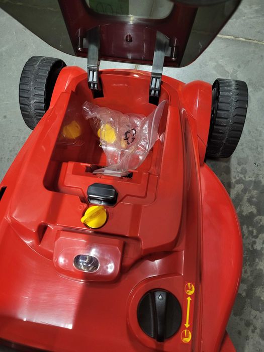 kosiarka akumulatorowa wolf garten Lycos 40/400m  body