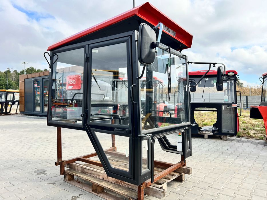 Kabina ciągnikowa Ursus C330 C360 MF235 T25 T-25 RUSKI siłowniki -RATY