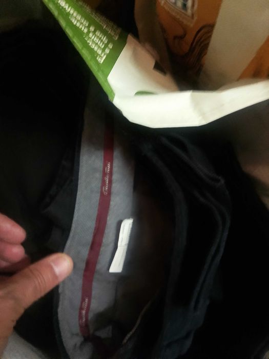 4 sacos cheios de roupa de homem tamanho L
