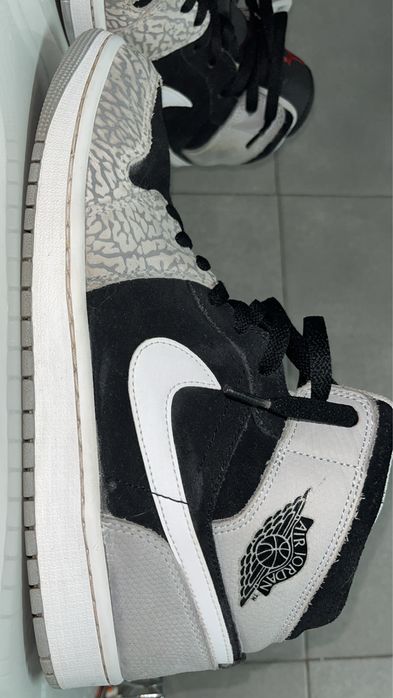 Air Jordan 1 Mid Elephant