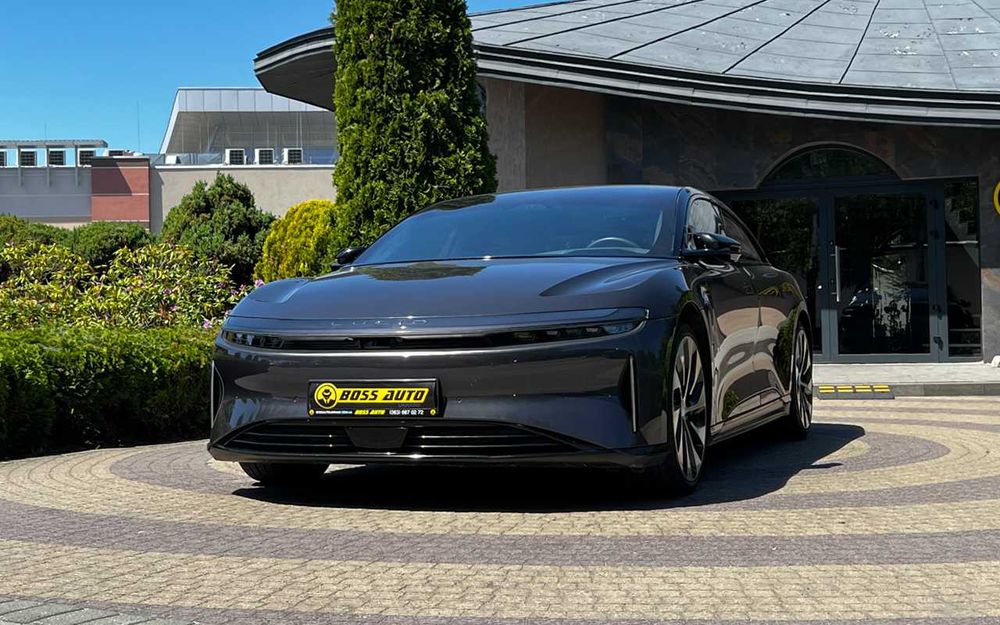 Lucid Air 2022 року