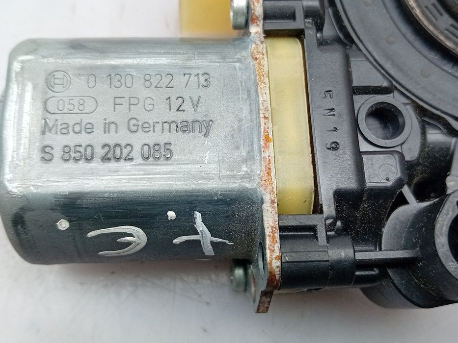 Motor vidro trás esquerdo AUDI A3 Sportback (8VA, 8VF)