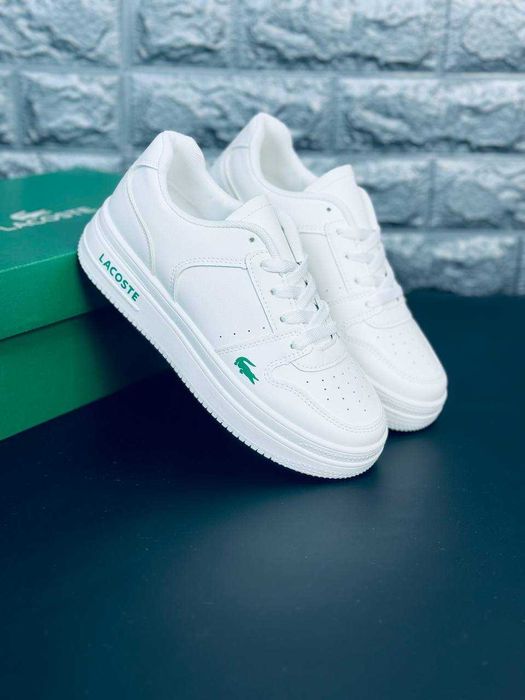 Белые женские кросовки Lacoste кожаные кеды лакоста удобные и стильные красовки белые женские Кожаные красовки Лакоста / кросовки Лакосте / білі кроси