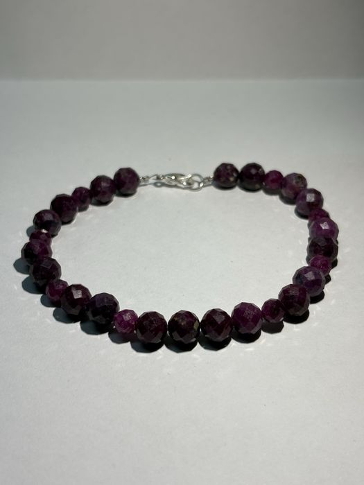 Pulseira de rubis naturais