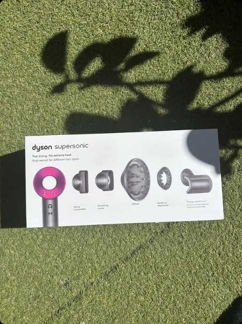 Nowa Stan idealny suszarka do włosów prezent - Dyson HD08