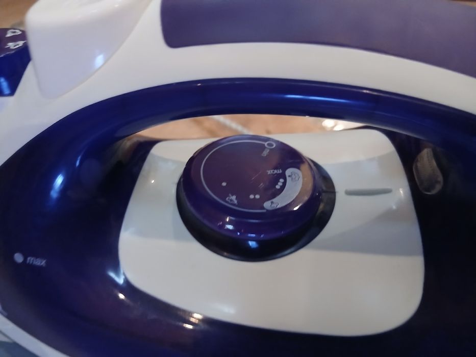 600 грн Праска Tefal 1330 VIRTUO Нова