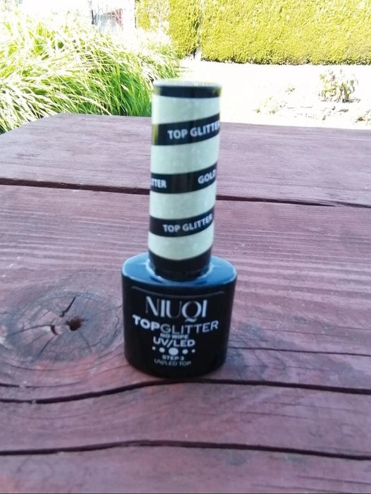 Niuqi top Glitter Gold