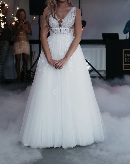 Suknia ślubna Lilian West 66155