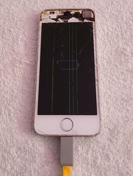 iPhone for Parts Harvesting64737759970817120