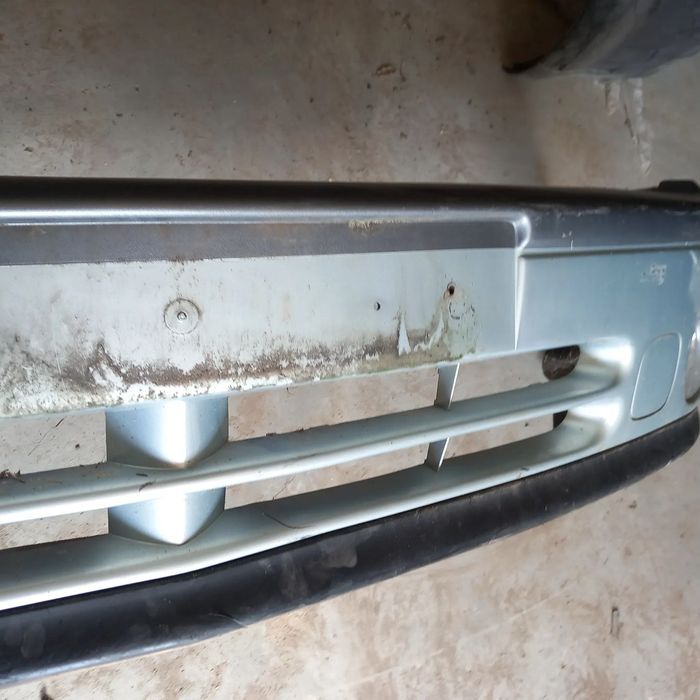 Para choques frente renault laguna ao 1999
